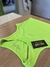 Musculosa pupera deportiva stretching neon en internet