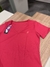 Remera deportiva essential rojo lichia - Atenea Store