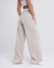 Pantalón over camel en internet