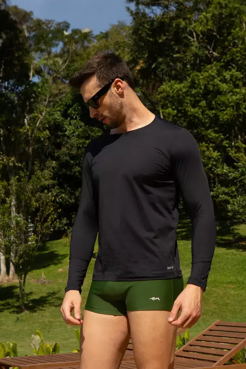 Remera deportiva masculina UV negro - comprar online