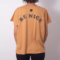 REMERA CORONA BE NICE - comprar online