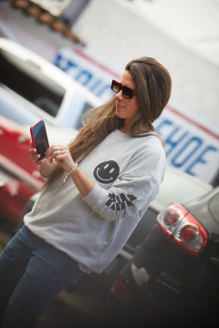 BUZO PATAGONIA SMILE GRIS MELANGE en internet