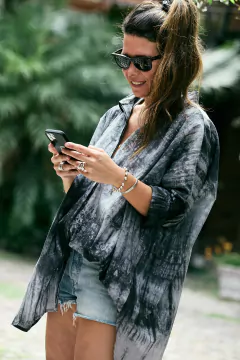 CAMISA ANDES BATIK GRIS - MOSTRA