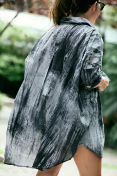 Imagen de CAMISA ANDES BATIK GRIS