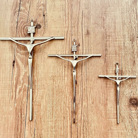 Crucifixo Estilizado Metal Dourado