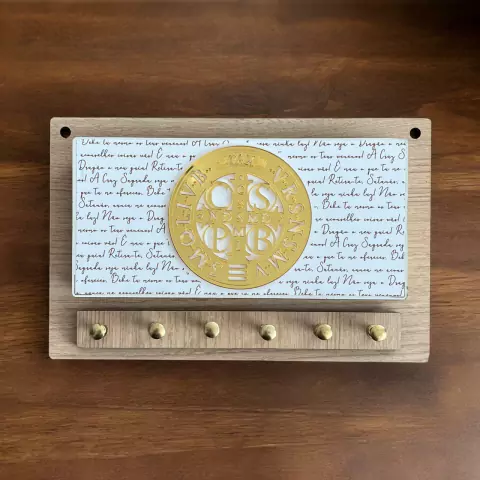 Porta chaves de São Bento