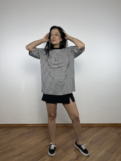 camisetão listras finas