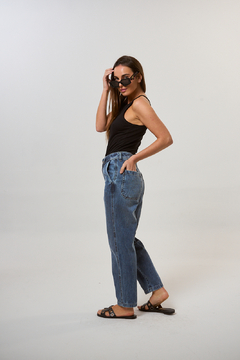 Musculosa Coco en internet