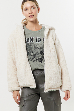 Campera Australis en internet