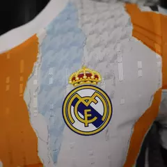Camisa Real Madrid 24/25 Pré-Jogo *Versão Jogador - Malev Outlet