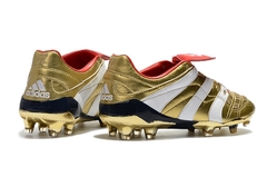 Chuteira Adidas Predator Accelerator FG *Modelo antigo