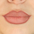 Delineador retráctil labios BOMBASTIC en internet