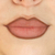 Delineador retráctil labios BOMBSHELL en internet