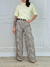 CALÇA WIDE LEG ONÇA na internet