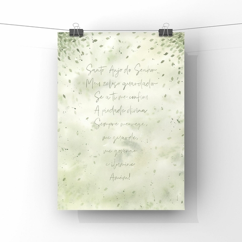 Quadro com oração ao Santo Anjo, em fundo verde claro com texto em caligrafia.