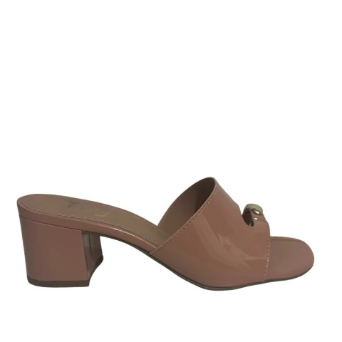 TAMANCO FEMININO COM DETALHE METALIZADO