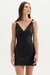 VESTIDO FEMININO FLOR DE LIS CURTO SOLTO COM DETALHE NA ALÇA - comprar online