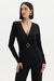 MACACAO FEMININO FLOR DE LIS LONGO COM DETALHE NA CINTURA - comprar online