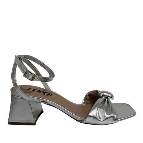 SANDÁLIA ELEGANCE SALTO QUADRADO COM DETALHE NO LAÇO - comprar online