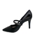 SCARPIN FEMININO COM RECORTES E TIRA EM STRASS na internet