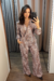 CONJUNTO CALÇA E CROPPED ANIMAL PRINT na internet