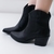 BOTA FEMININA TEXANA COM DETALHES EM MATELASSE