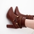 BOTA FEMININA EM COURO BICO FINO COM ENFEITES - loja online