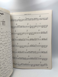 Songbook: Gilberto Gil - 2 - Autor: Almir Chediak (1992) [usado] na internet