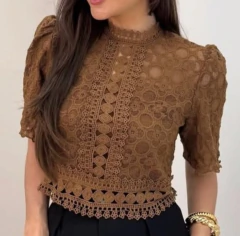 Blusa Romena