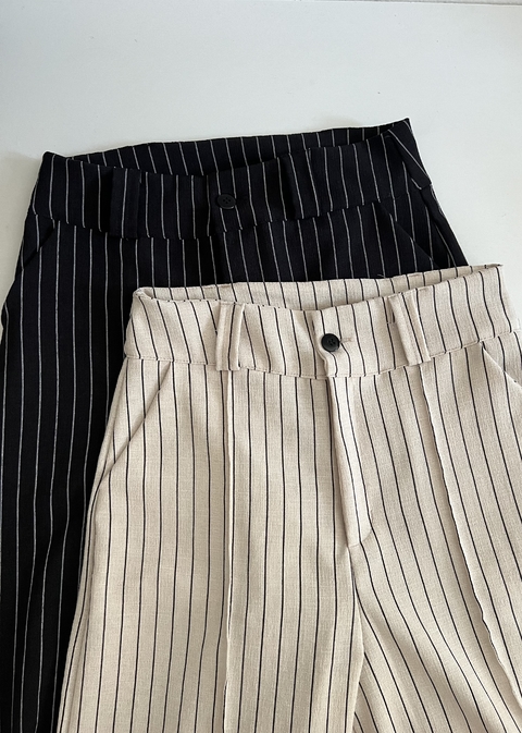 Calça alfaiataria tai