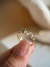 Anel Olive em Ouro 18k com Topázio London e Diamantes - Carol Juste Joias
