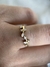 Aparador Folhas em Ouro 18k com Diamantes - comprar online