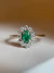 Anel Diana em Ouro 18k com Esmeralda e Diamantes na internet