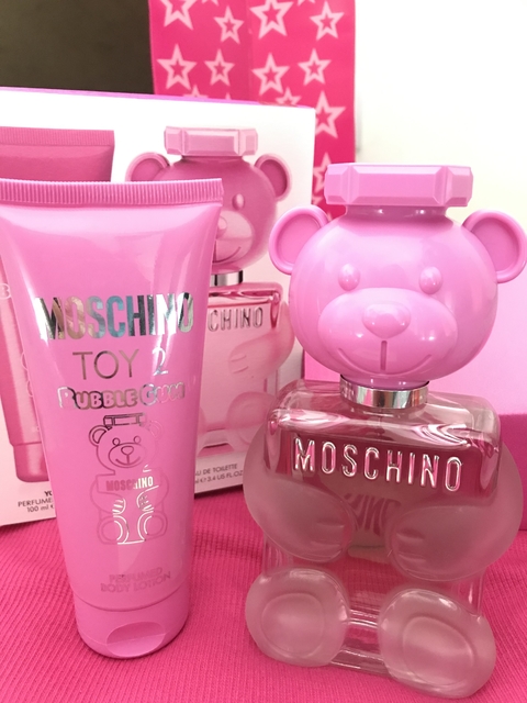 Conjunto Toy Bubble Gum Moschino Feminino - Eau de Toilette 50ml + Loção Corporal 100ml