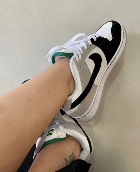 Dunk Low Branco (Preto Cinza e Verde)