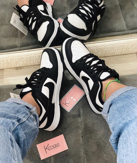 Combo Personalizado 2 pares Dunk Preto+ Air Force Stussy