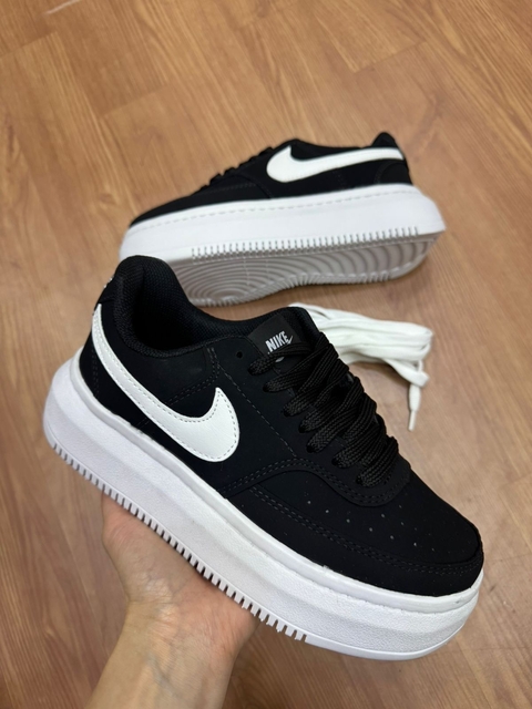 Nike Plataforma Camurça Preto