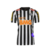 Camisa Peixão Retrô 2012/13 do Santos, nas cores preto e branco, com detalhes em amarelo e logo da Nike.