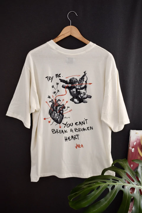 BROKEN HEART (white)