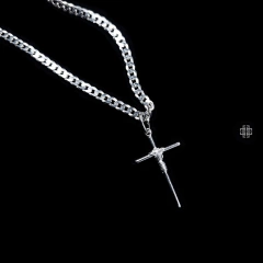 Kit Corrente Grumet Escama de Peixe 3mm com Pingente Cruz Enrolada 2.5cm (60cm;70cm) Prata Italiana 925 - comprar online