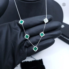 Colar Van C. Verde (Malaquita) 5 Trevos Cravejado Zircôrnia (40cm com Extensor) Prata 925 - comprar online