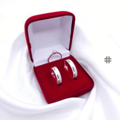 Par Aliança Diamantada Fosca com Friso Espelhado (4.5mm) + Anel Solitário Grátis - comprar online