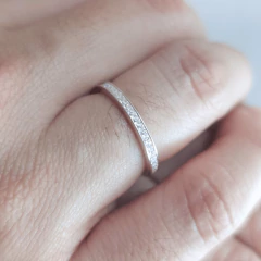 Aliança Volta Toda Cravejada com Zircôrnia 2.2mm