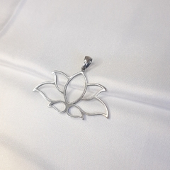 Pingente Flor de Lótus (G) (5cm) Prata 925