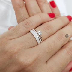 Par Aliança Diamantada Fosca com Friso Espelhado (4.5mm) + Anel Solitário Grátis na internet