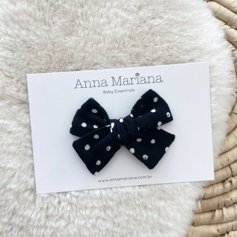 Laço Lily em tecido 100% algodão na cor preto poá
Marca Anna Mariana