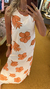 Vestido floral bordado off com laranja - comprar online