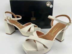 SANDALIAS FIESTA PLATAFORMA BAJA ECO CUERO VIZZANO - comprar online