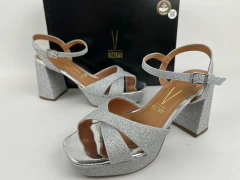 SANDALIAS FIESTA PLATAFORMA BAJA ECO CUERO VIZZANO - tienda online