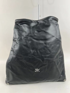 ACCESORIOS MOCHILAS ECO CUERO BERKANA